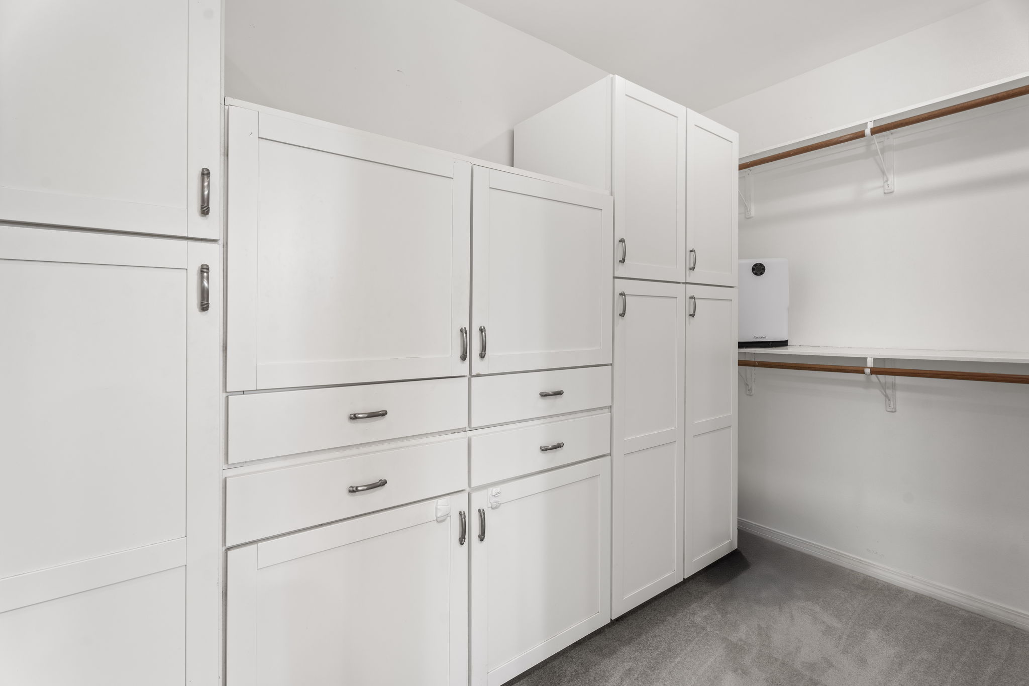 K Bathroom 1d Closet