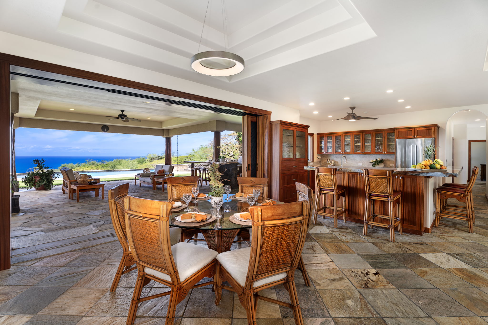 K Dining Area b