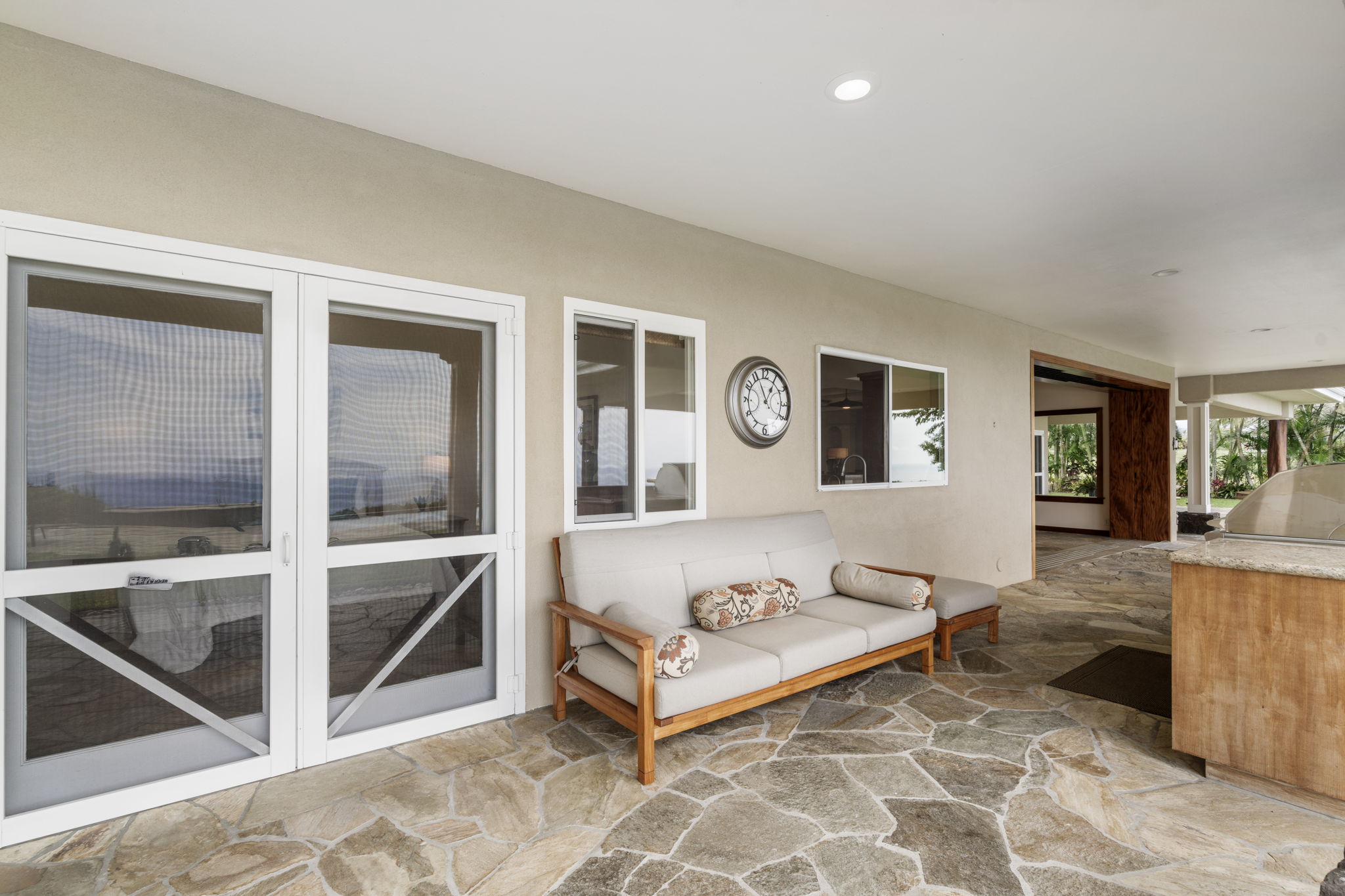 Lanai 2