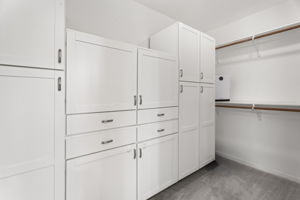 K Bathroom 1d Closet