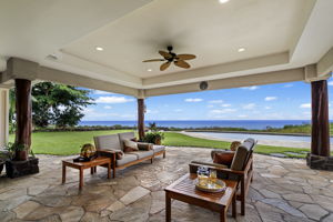 Lanai 1