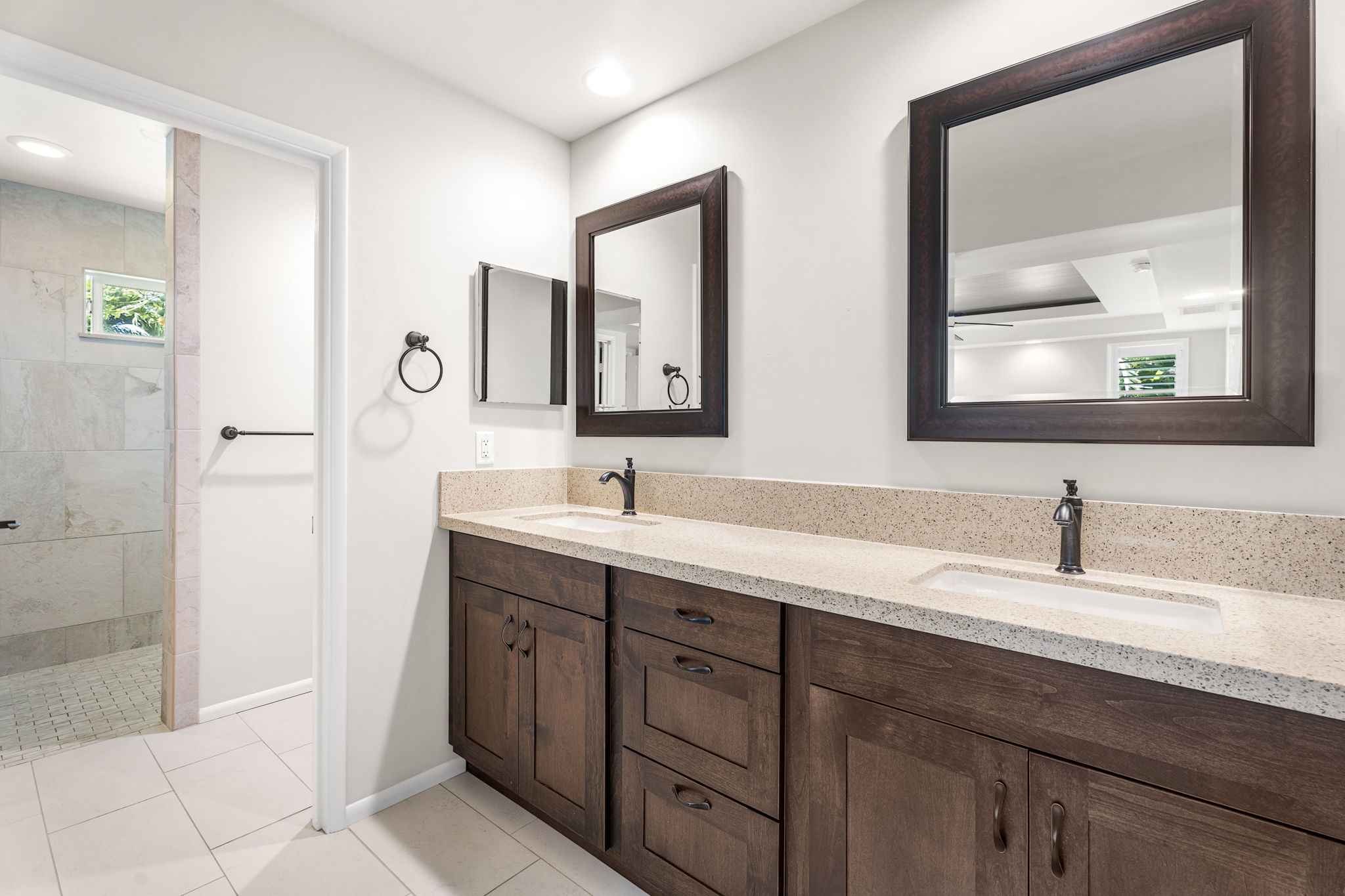 K Bathroom 1a