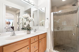 K Bathroom 1a