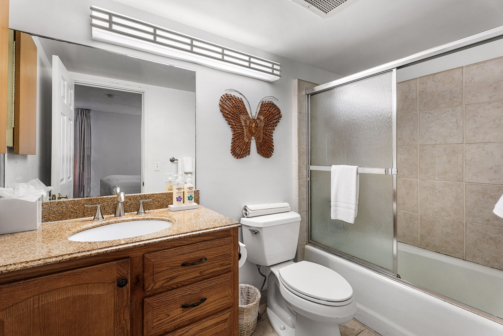 K Bathroom 1a