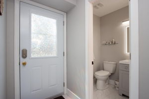 36 Foyer - Main Level Washroom