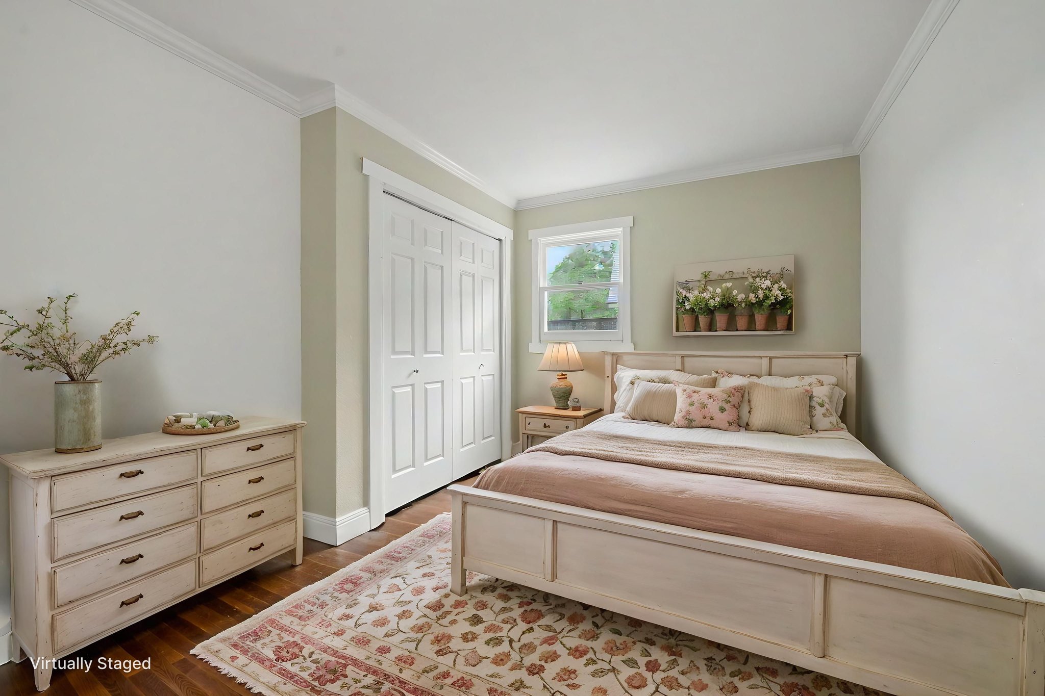 DSC03492 virtually staged.jpeg