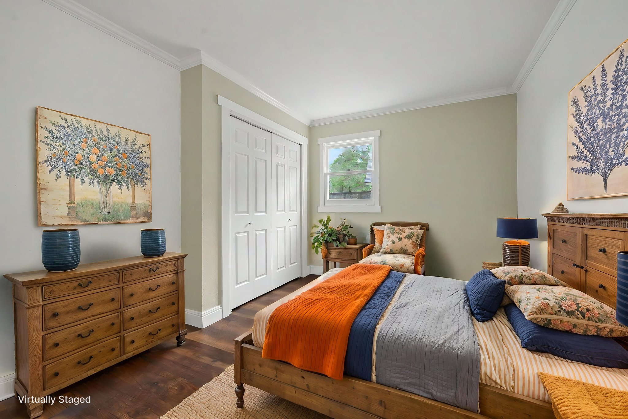 DSC03492 virtually staged.jpeg