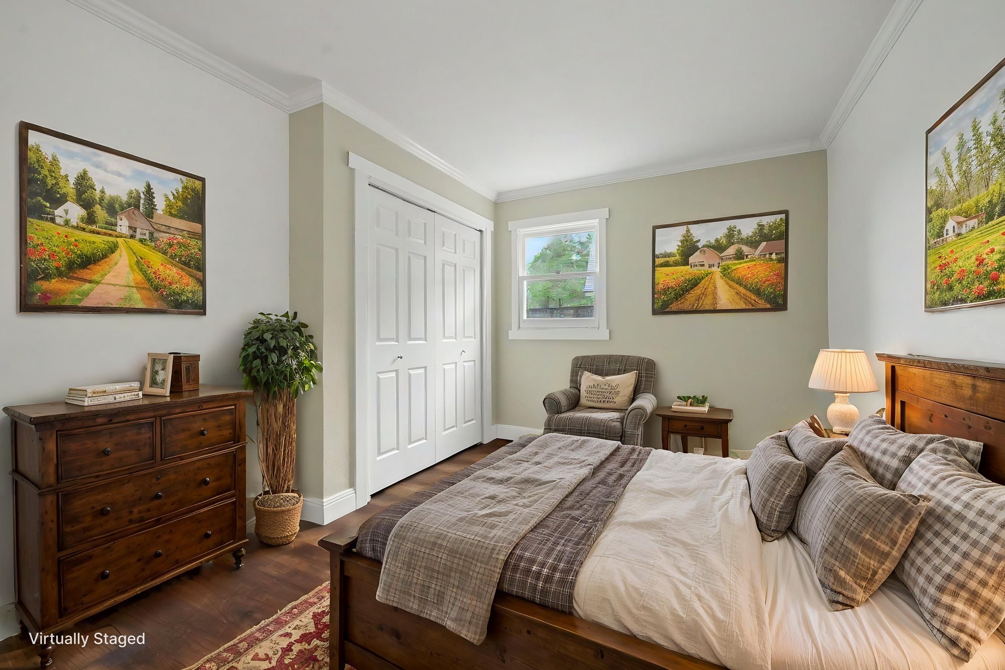 DSC03492 virtually staged.jpeg