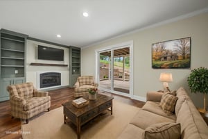 DSC03448 virtually staged.jpeg