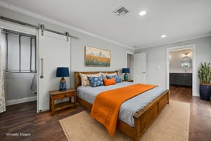 DSC03463 virtually staged.jpeg