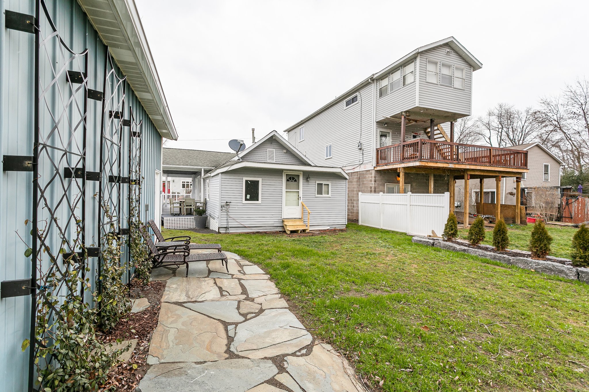 75 E Wautoma Beach Rd, Hilton, NY 14468 Realtogs