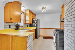  Photo 40