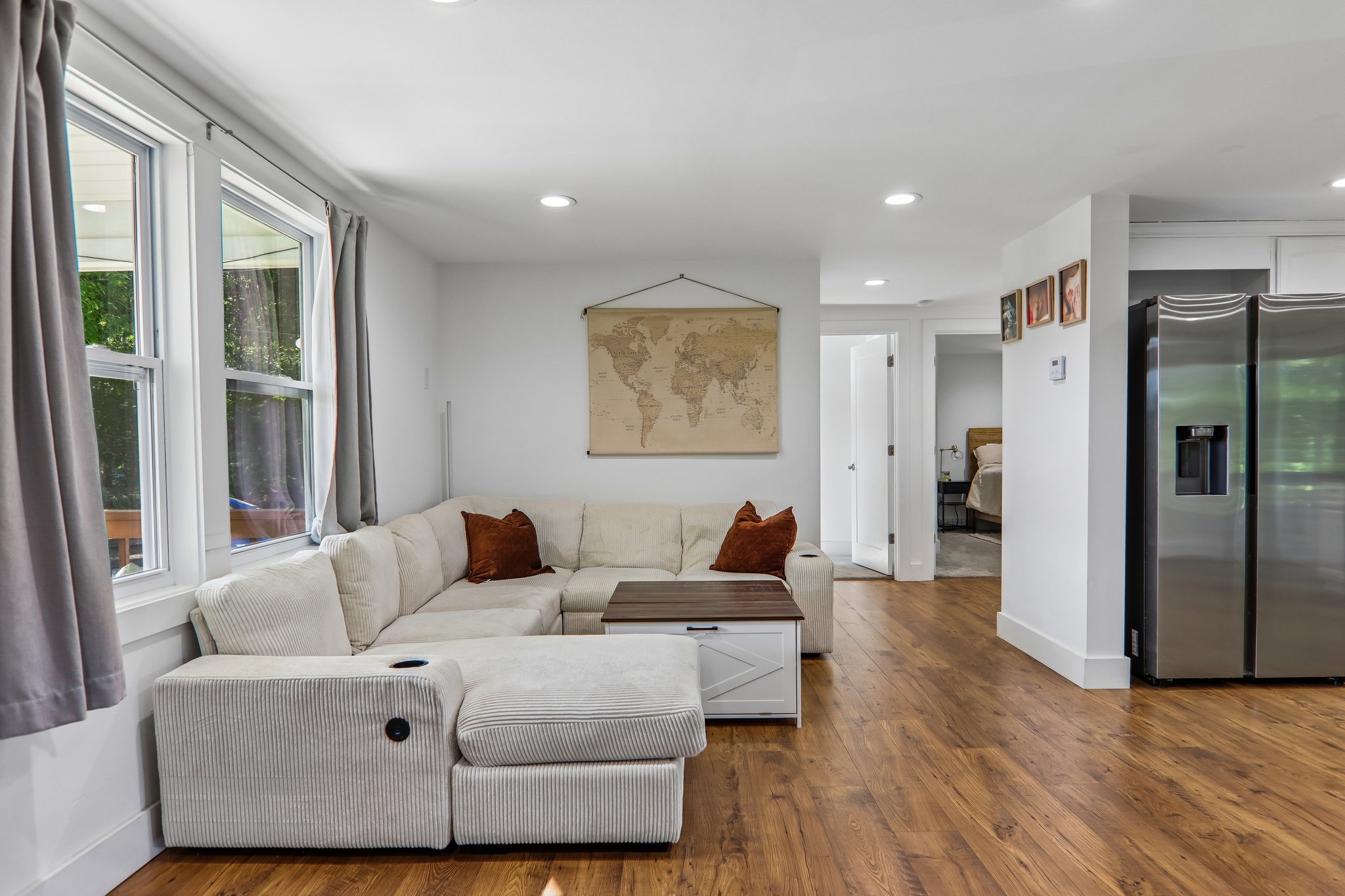Glenview Rd-S1605-015.jpg