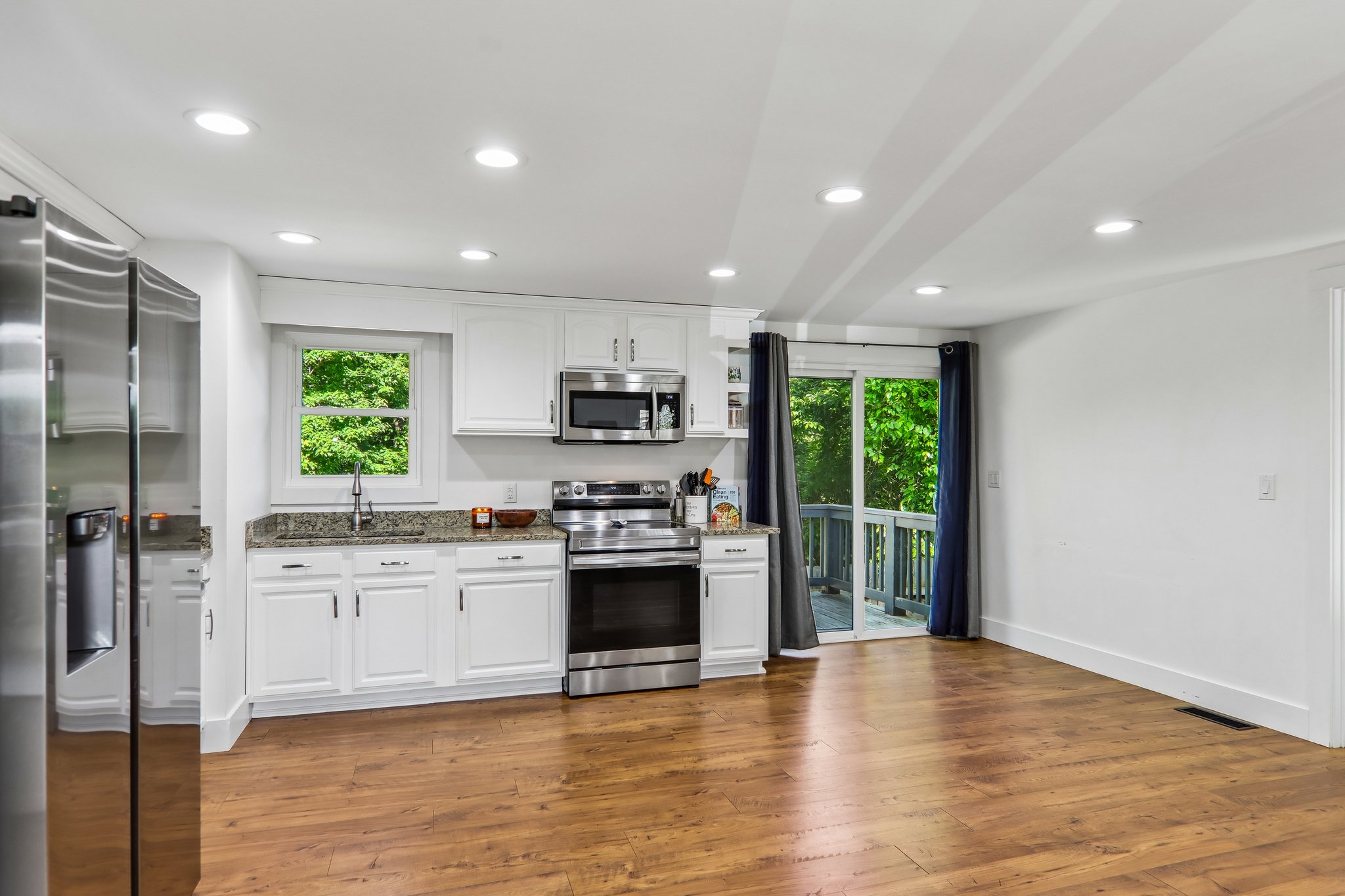 Glenview Rd-S1605-020.jpg