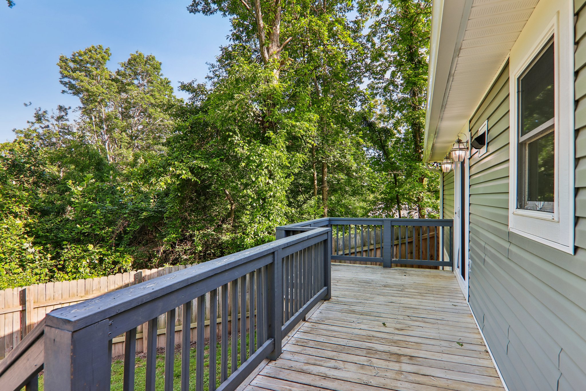 Glenview Rd-S1605-037.jpg