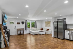 Glenview Rd-S1605-011.jpg