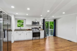 Glenview Rd-S1605-020.jpg