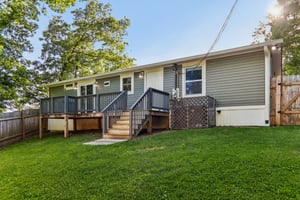 Glenview Rd-S1605-041.jpg