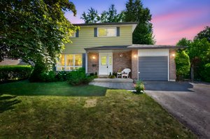 75 Maple Crescent, Orangeville_104 day to dusk.jpeg