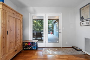  Photo 23