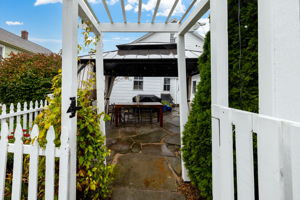  Photo 44