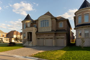 75 Nave St, Vaughan, ON L0J 1C0, Canada Photo 2
