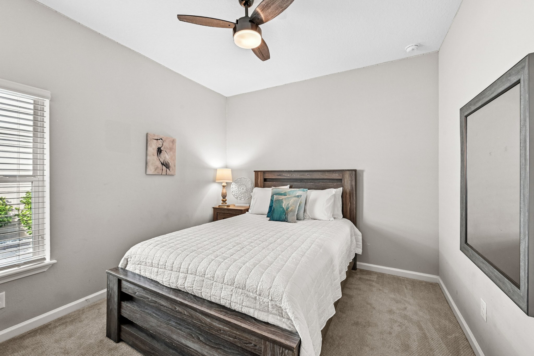 Pinzon Pl-L2709-025.jpg