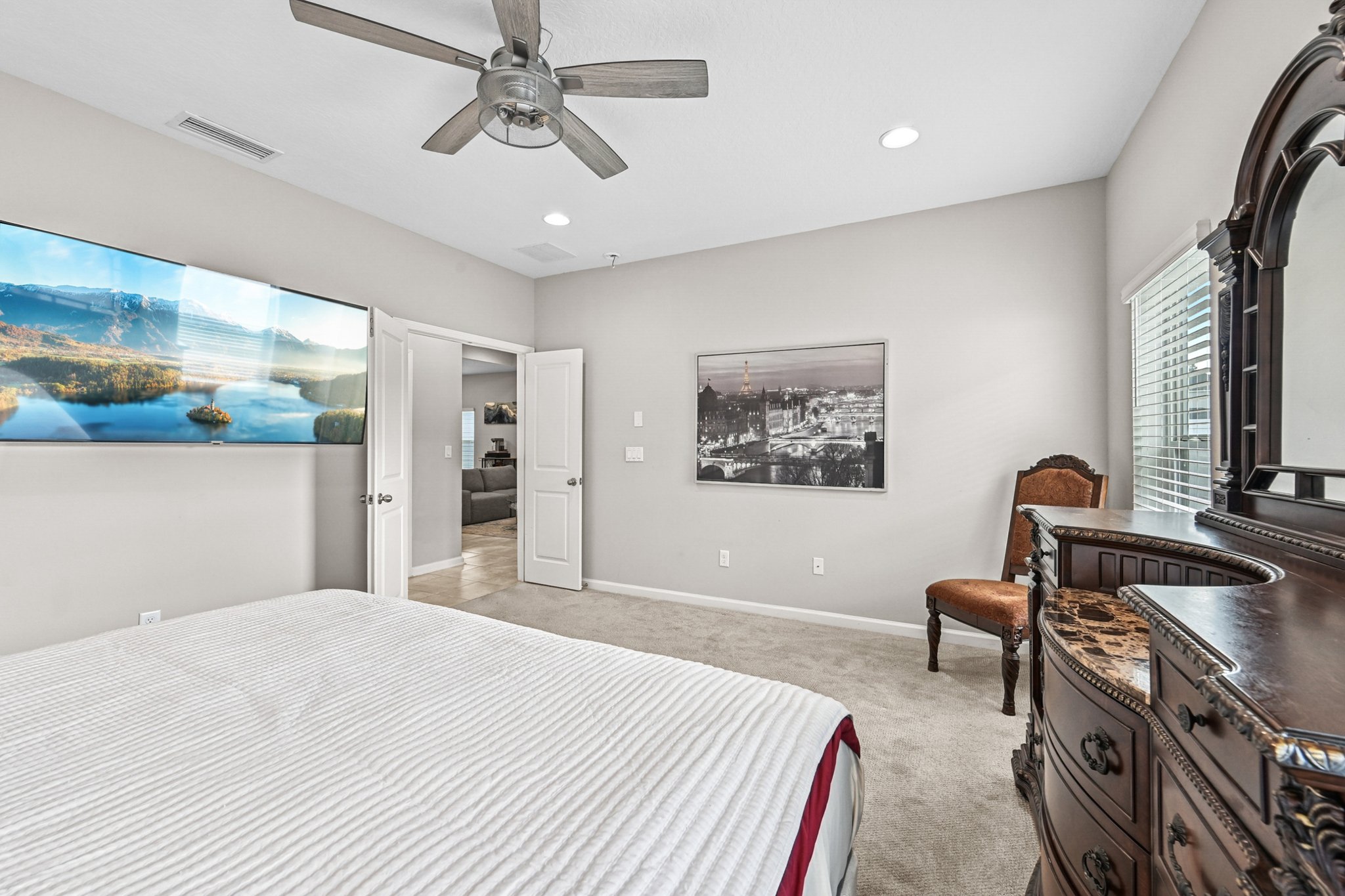 Pinzon Pl-L2709-031.jpg