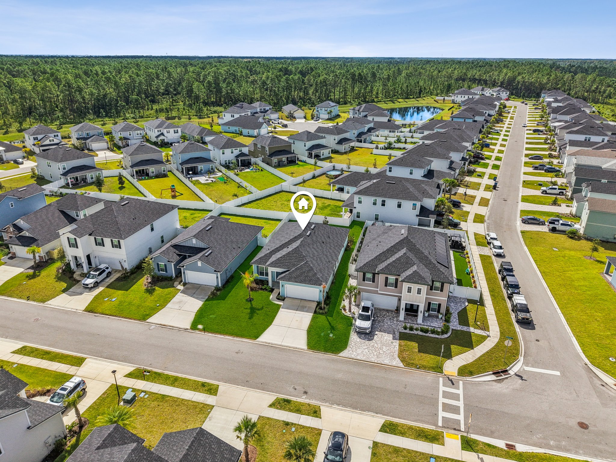 Pinzon Pl-L2709-049.jpg