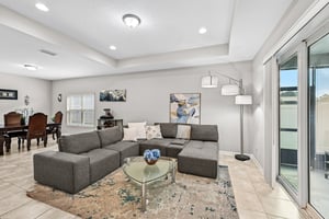 Pinzon Pl-L2709-012.jpg