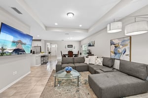 Pinzon Pl-L2709-013.jpg
