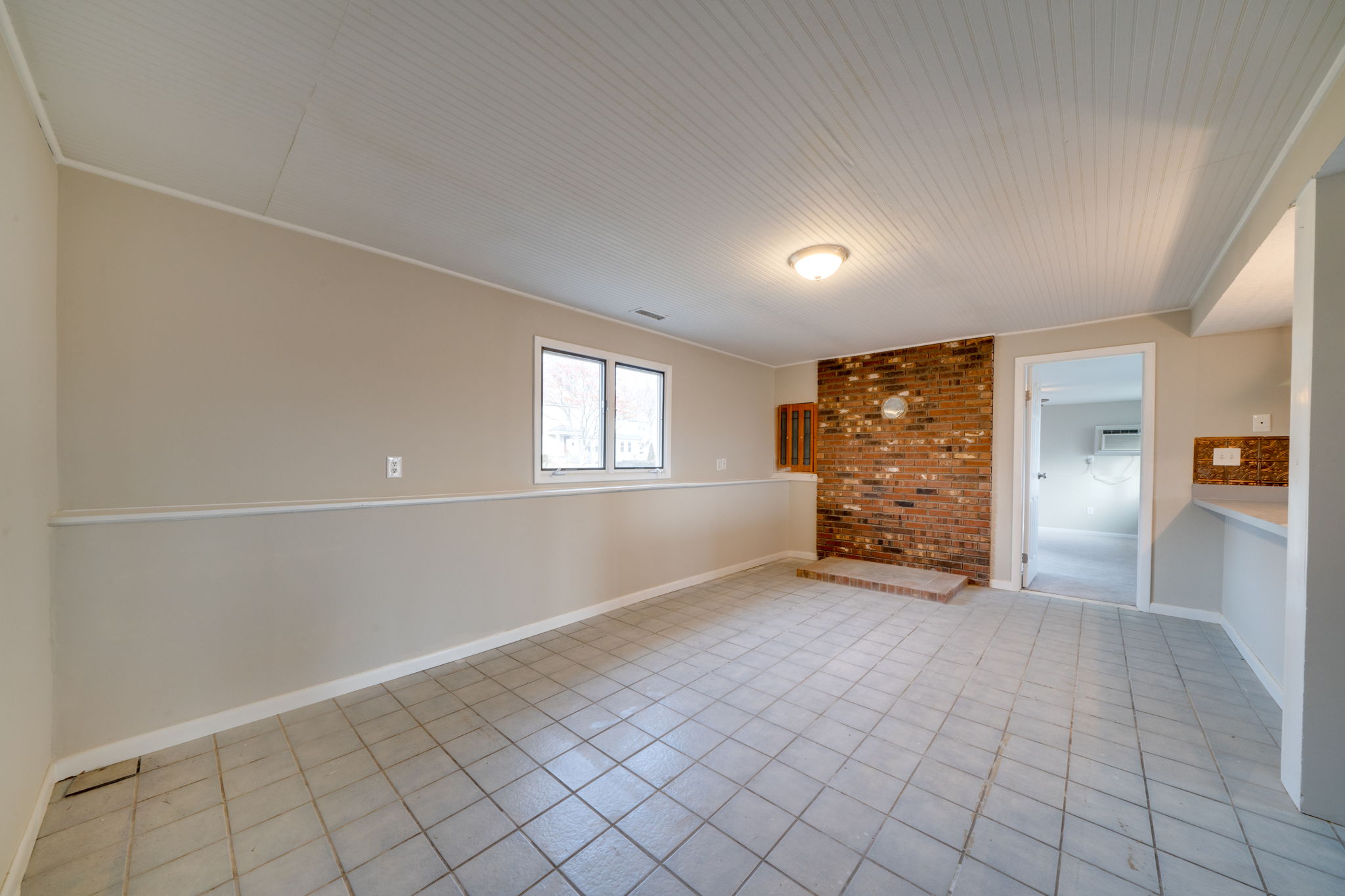 75 Platt Ave, West Haven, CT 06516 Ed McCullough Photography