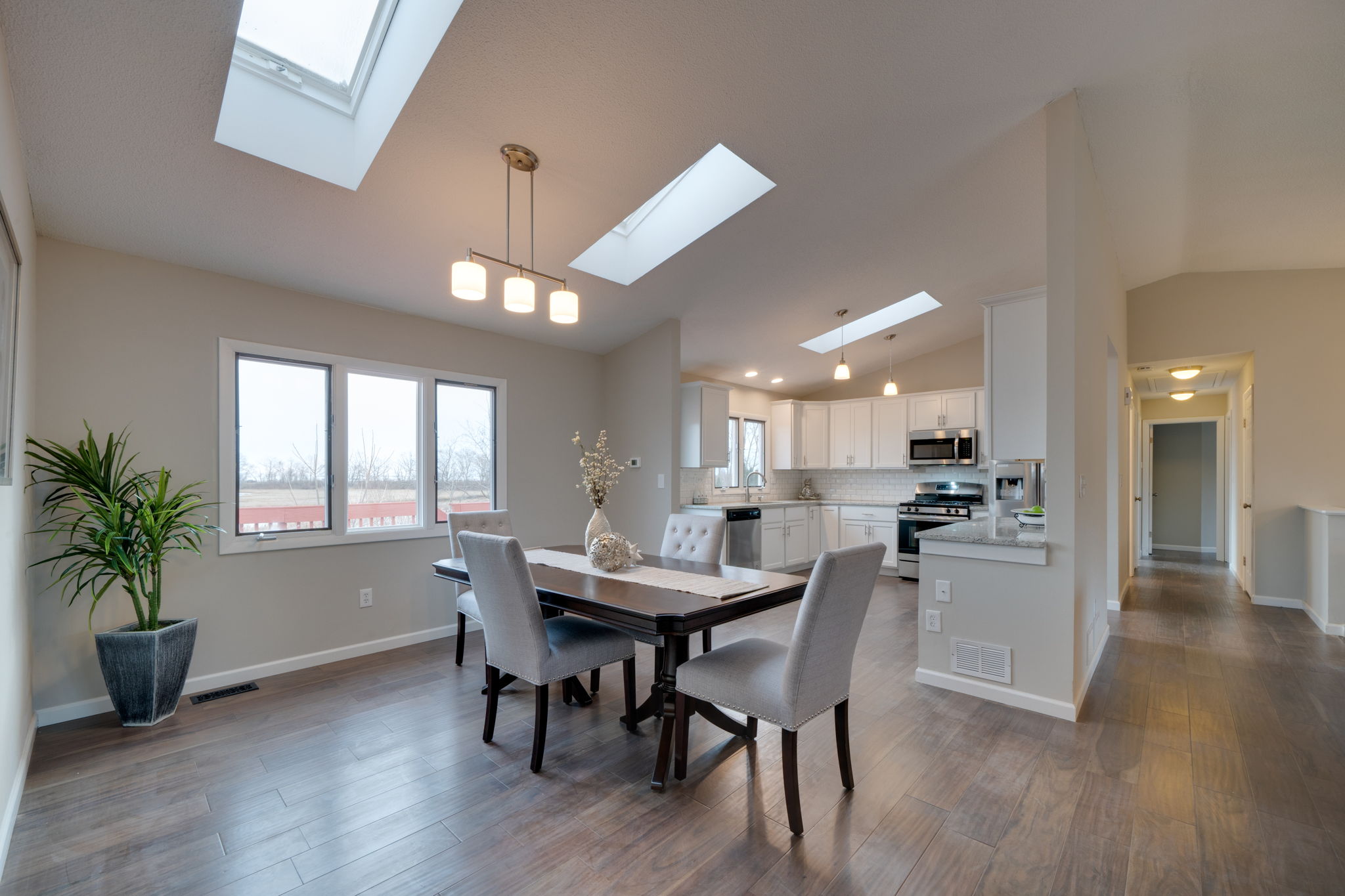 75 Platt Ave, West Haven, CT 06516 Ed McCullough Photography