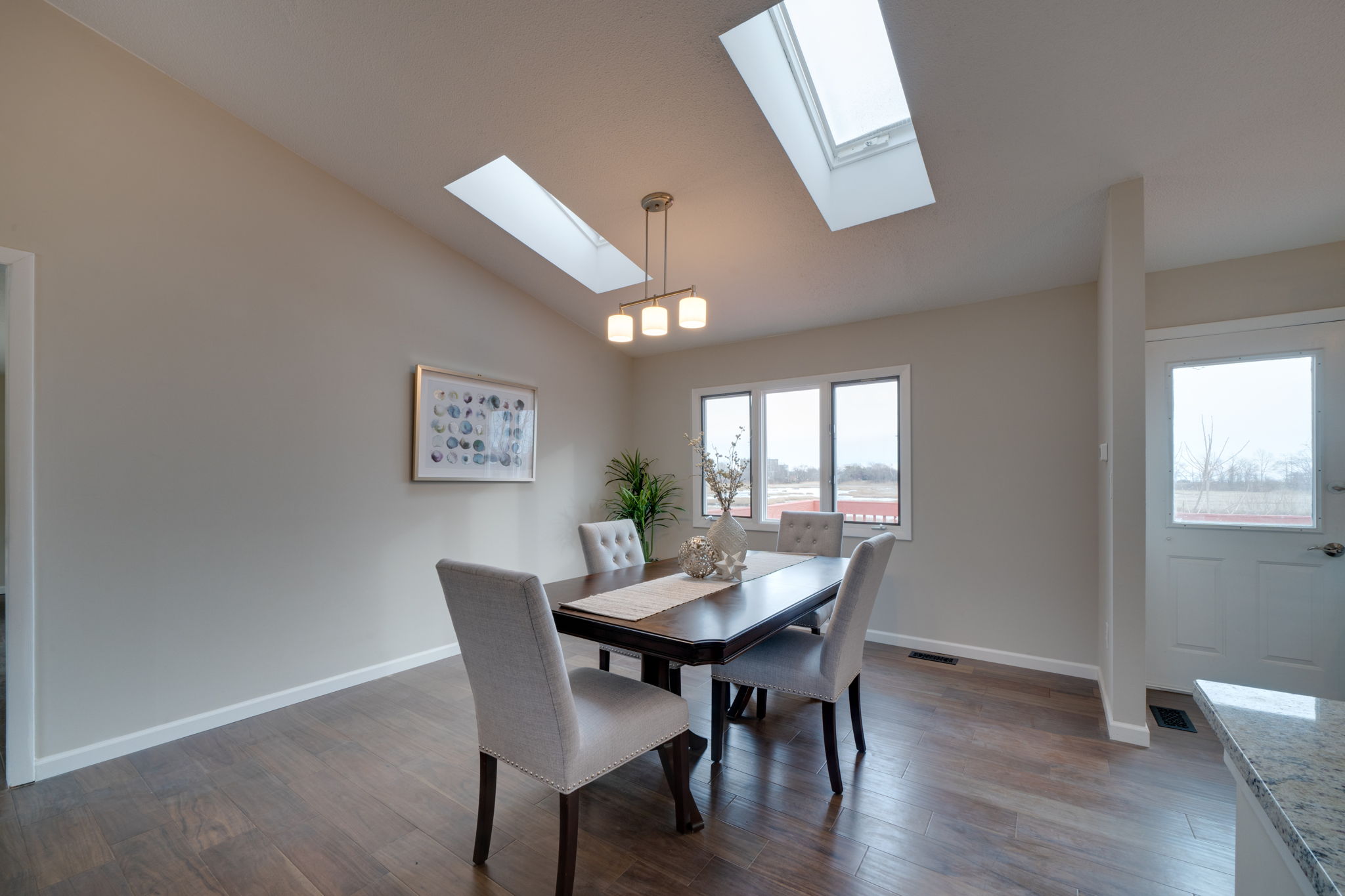 75 Platt Ave, West Haven, CT 06516 Ed McCullough Photography