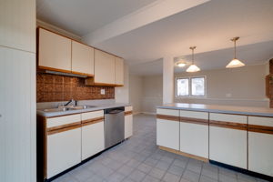  75 Platt Ave, West Haven, CT 06516, US Photo 38