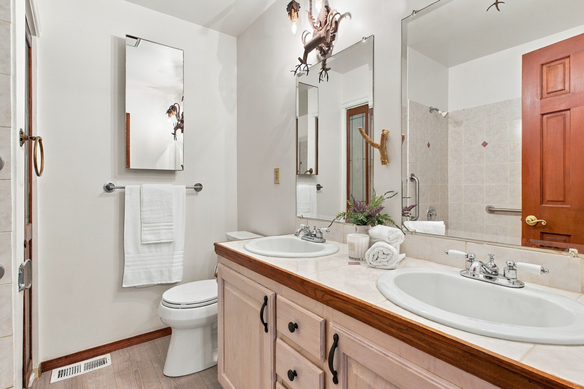 Main Floor Full Bathroom