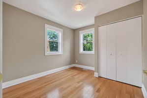  Photo 34