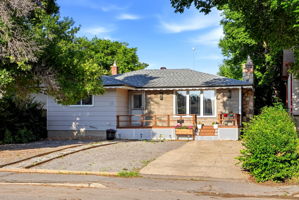  Photo 0