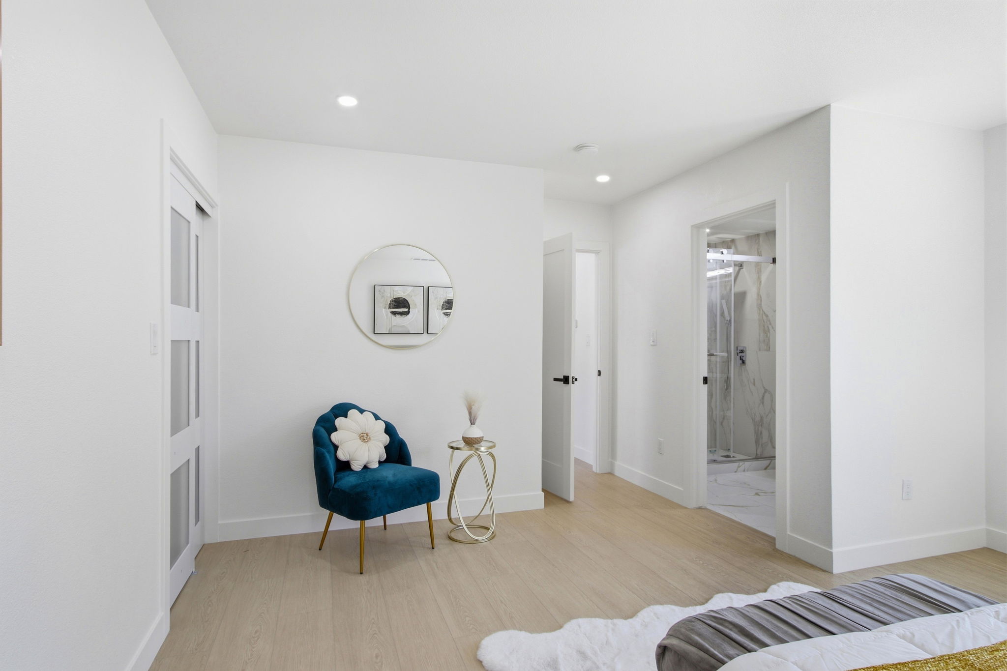024_F8_75 S Cragmont Ave
