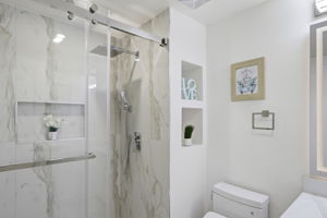 030_F8_75 S Cragmont Ave