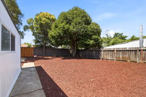 035_F8_75 S Cragmont Ave