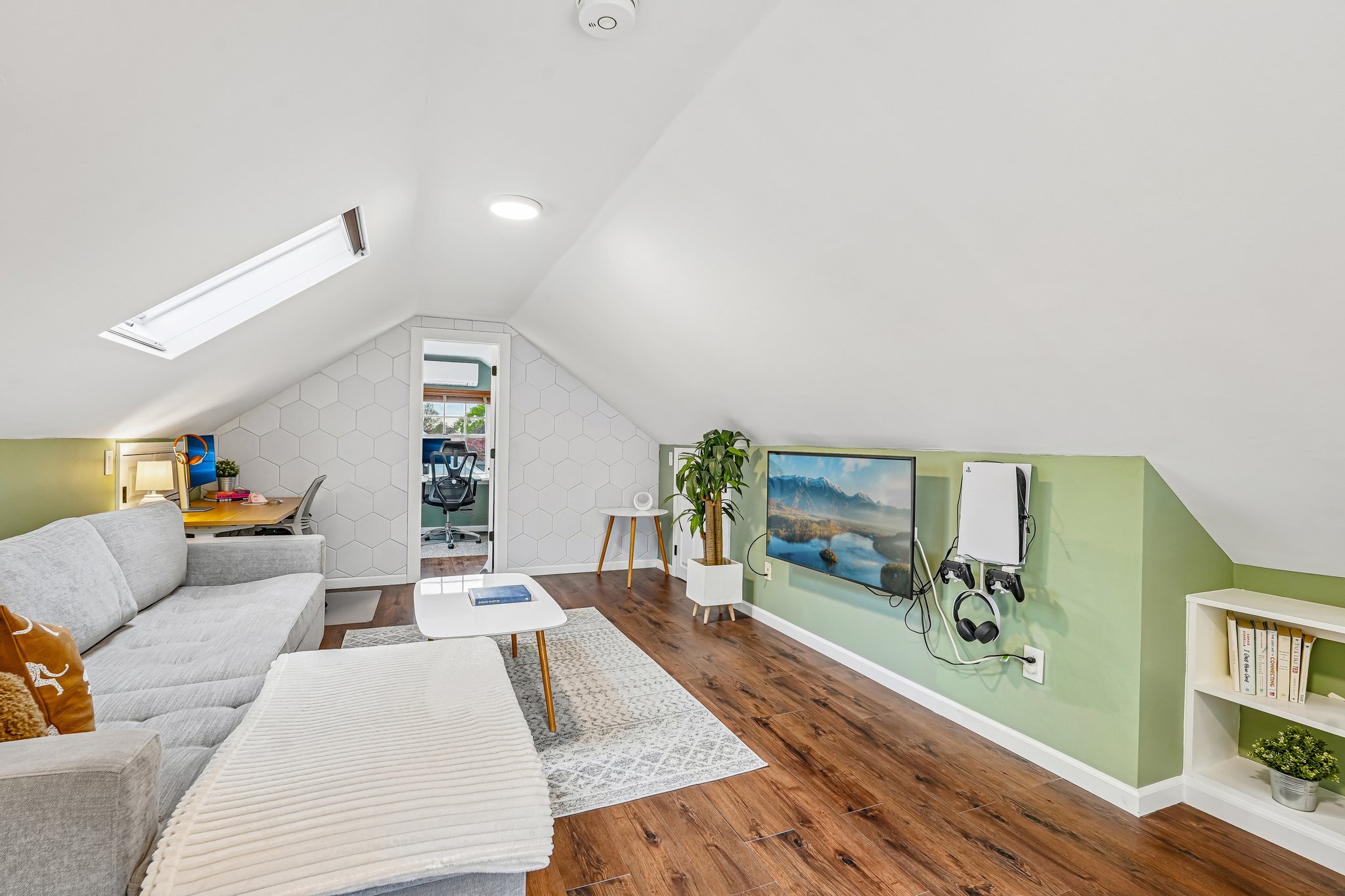 S Highwood Ave-S2904-045.jpg