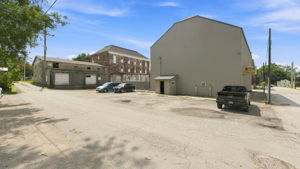  Photo 44