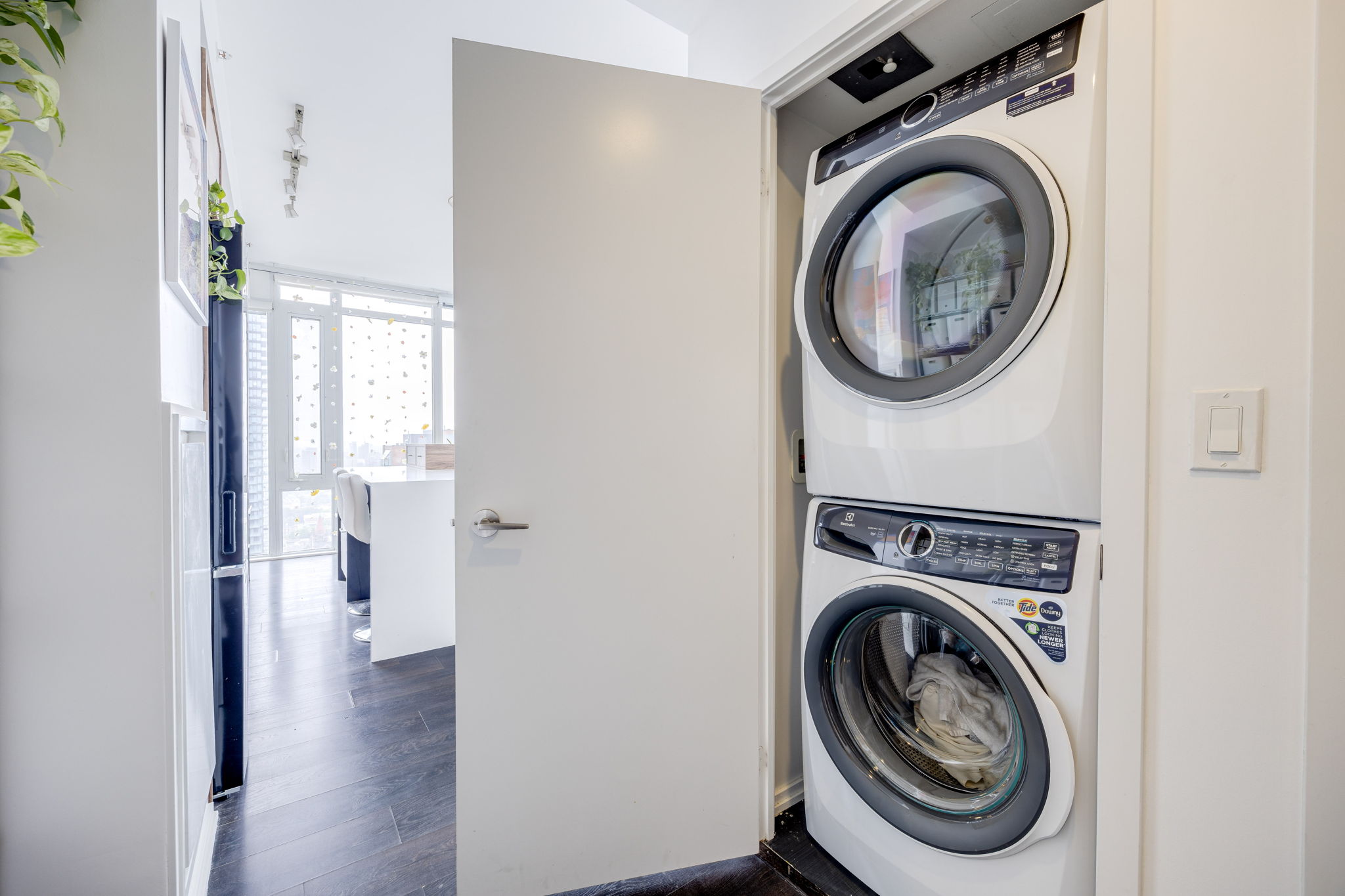 Toronto property showcase — delivered property photograph 21