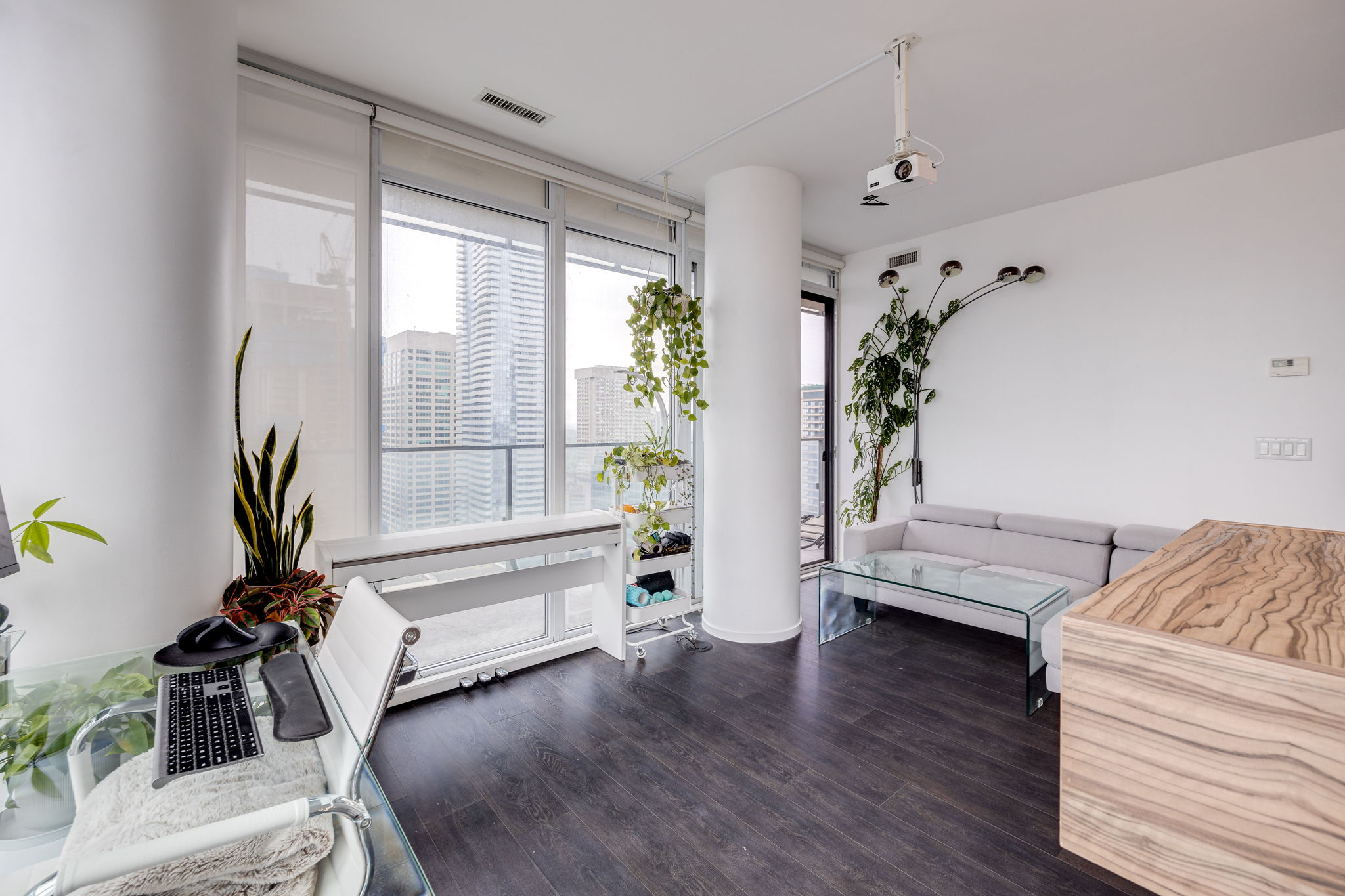 Toronto property showcase — delivered property photograph 10