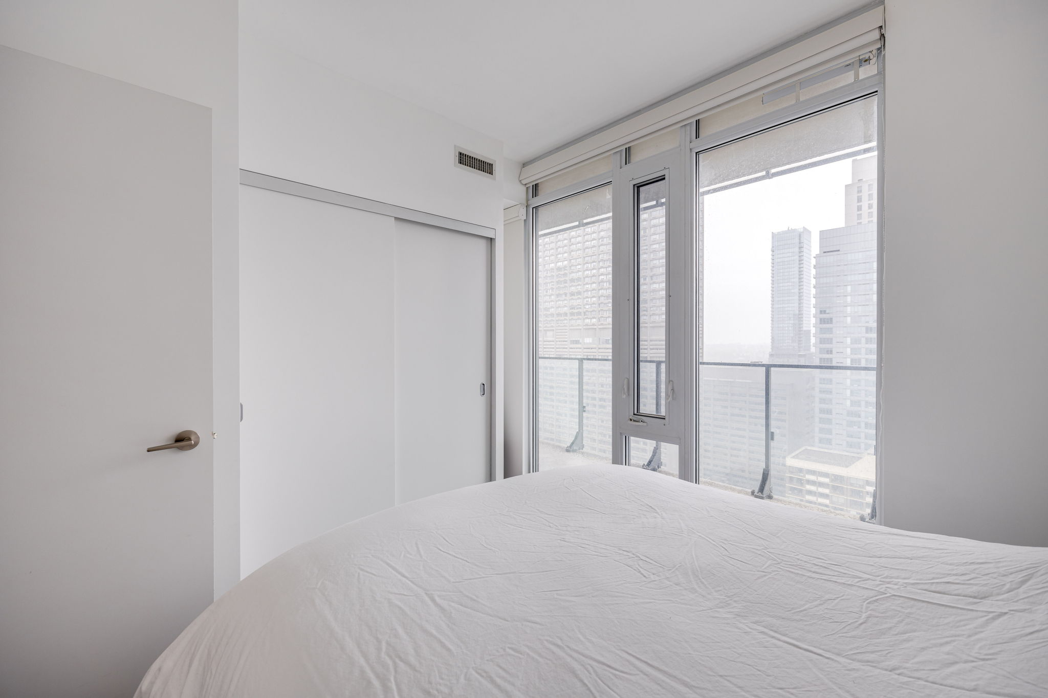 Toronto property showcase — delivered property photograph 18