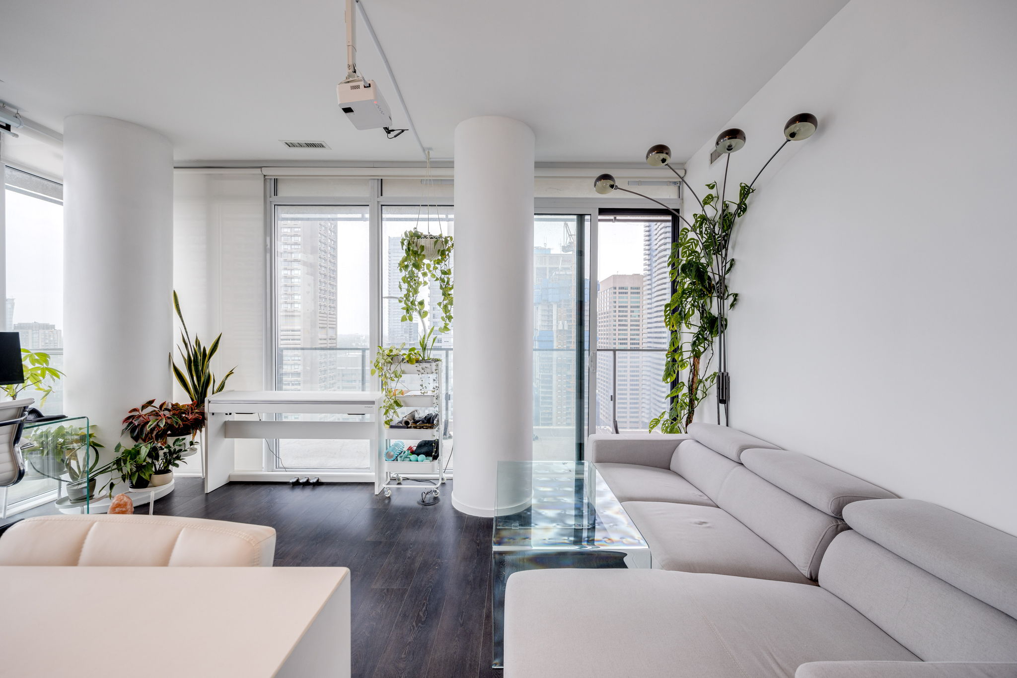 Toronto property showcase — delivered property photograph 8