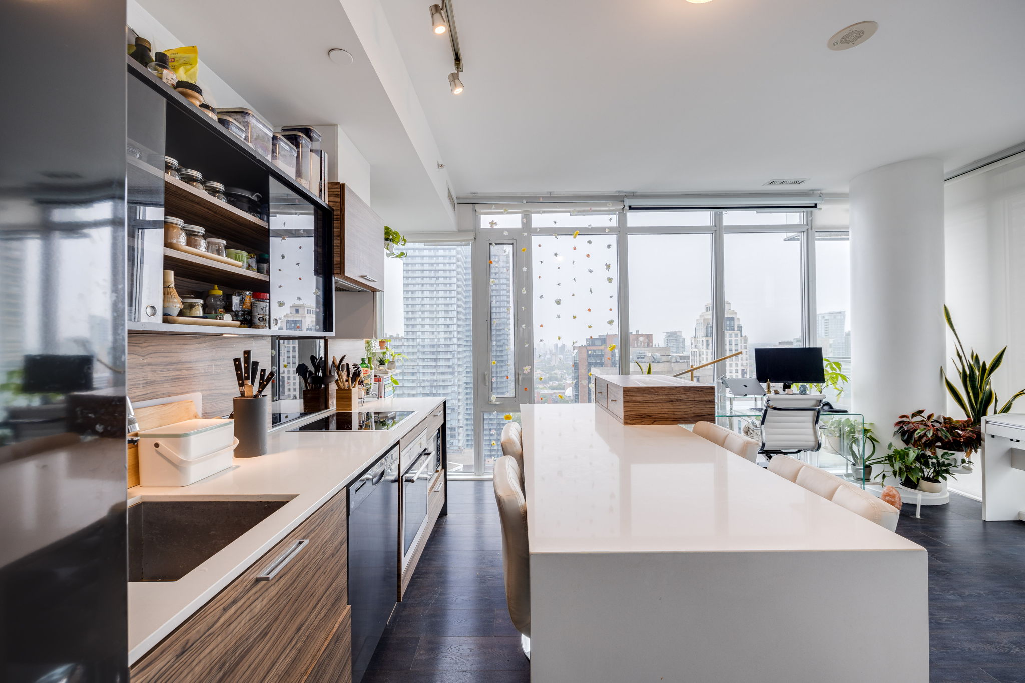 Toronto property showcase — delivered property photograph 6