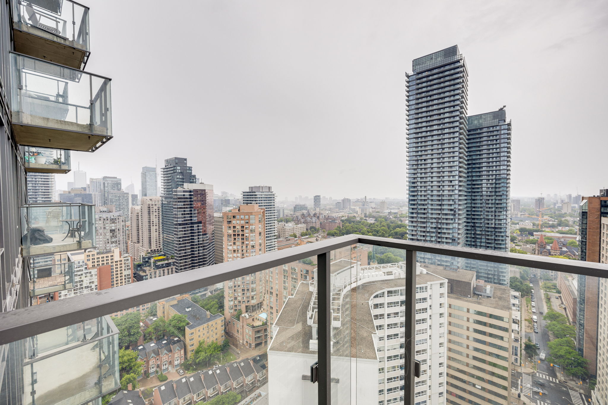 Toronto property showcase — delivered property photograph 24