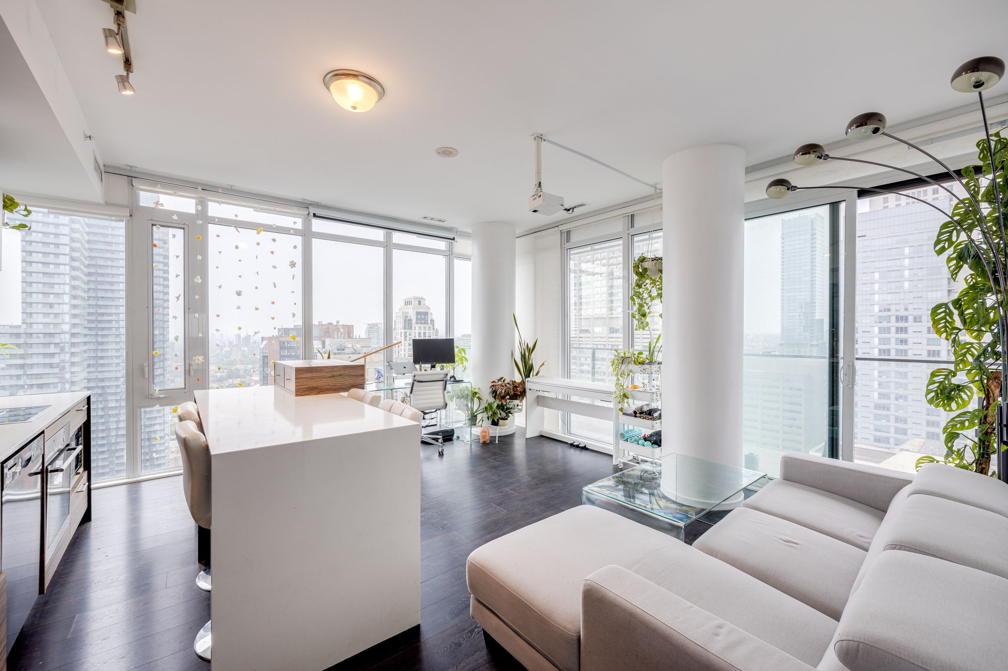 Toronto property showcase — delivered property photograph 5